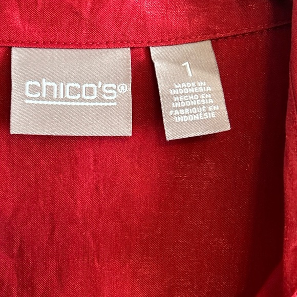 Chico’s Silk Red Shimmer Solid Button Up Blouse Size 1 Women - Picture 5 of 14